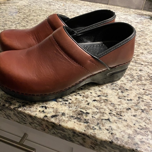 Shoes - Picture 1 of 5